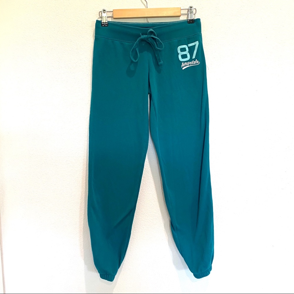Aeropostale Sweatpants. Size Small.